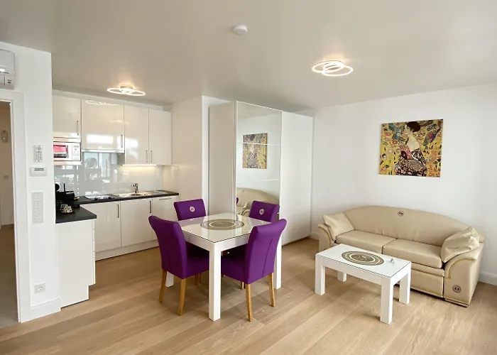 Steiner Residences Vorgartenstrasse *
