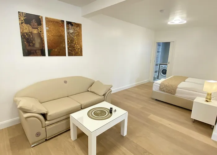 Steiner Residences Vorgartenstrasse